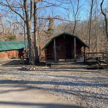 Lovely Rustic Cabin In Bloomington Luaran gambar
