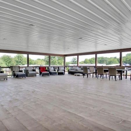 Lovely Rustic Cabin In Bloomington Luaran gambar